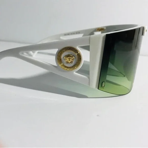 New Versace Clear Shield Ladies Sunglasses VE4393 401/1W 46 - Picture 9 of 16